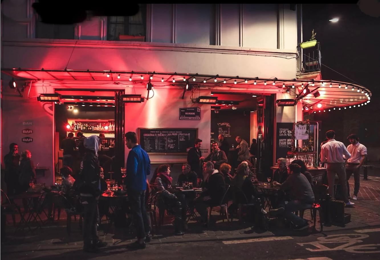 Non au Bar TUSSEN Gabrielle 37 dans Notre Quartier !